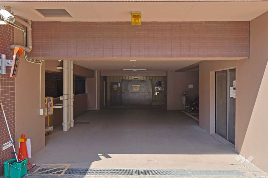 駐車場の出入り口