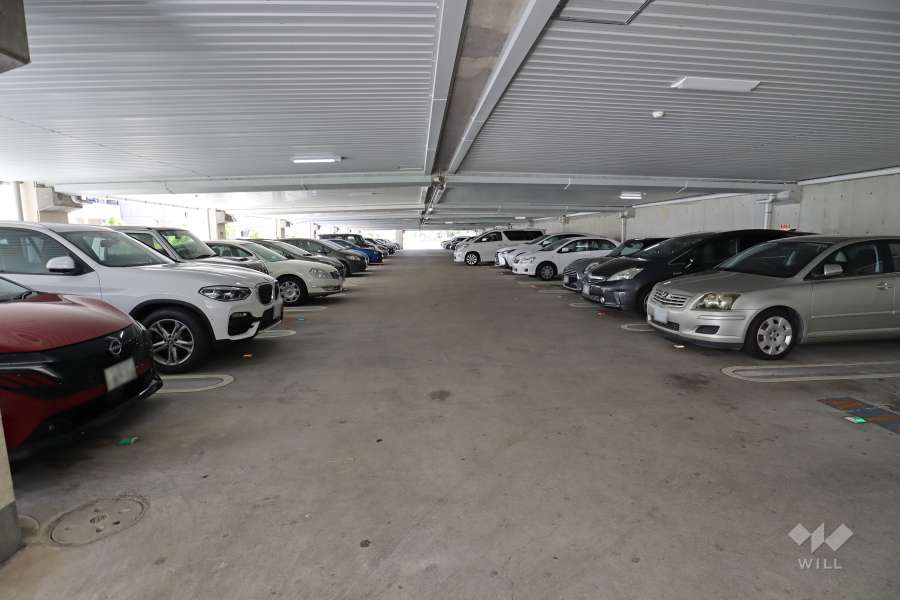 敷地内駐車場（屋内平面式）