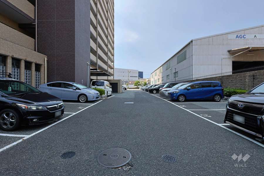 敷地内駐車場（屋外平面式）
