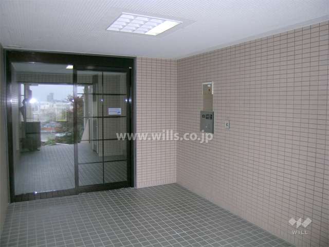 オートロック付きのエントランス