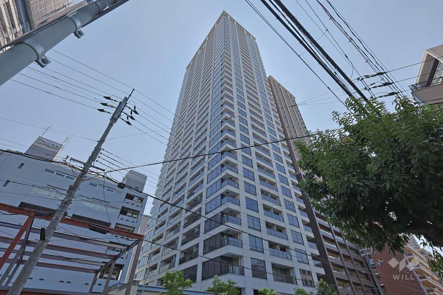 クレヴィアタワー中之島の外観（北側から）