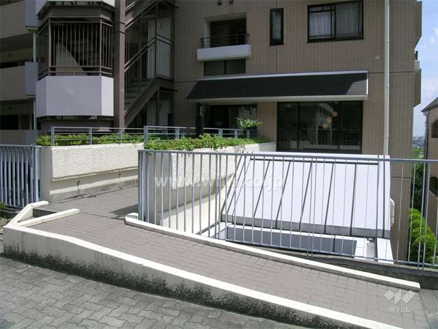 エントランスアプローチ