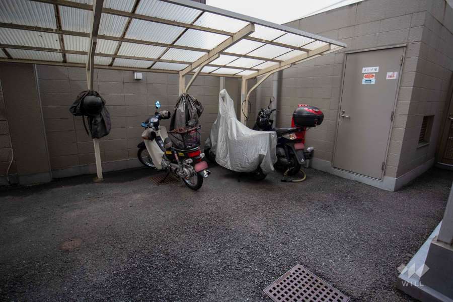バイク置場
