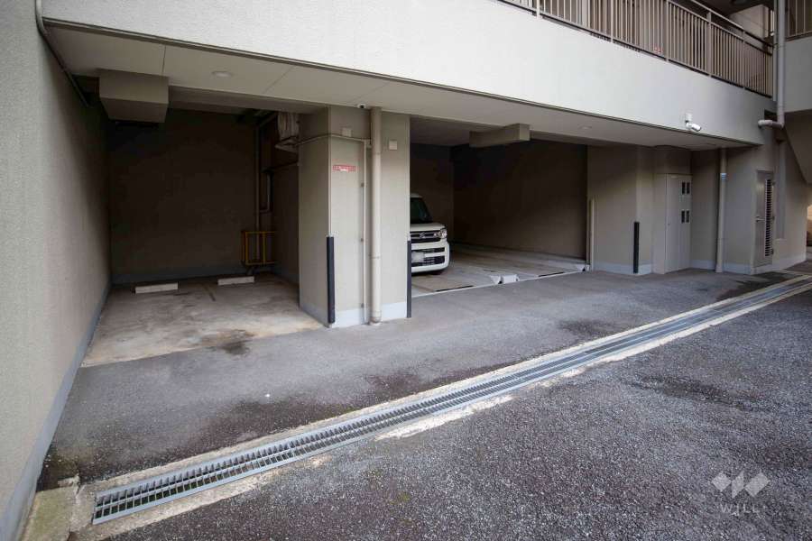 敷地内駐車場（屋内平面式）