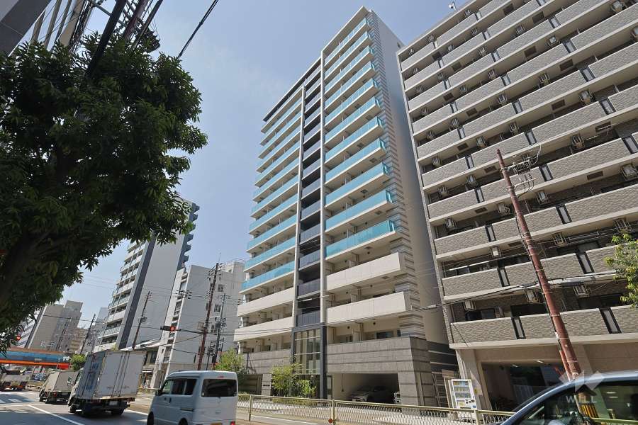 ブランズ大阪福島の外観（北東側から）