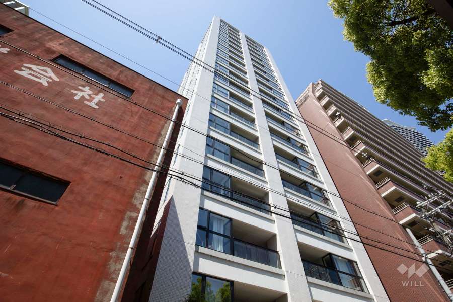 ユニハイム中之島堂島川タワーレジデンスの外観(南側から)