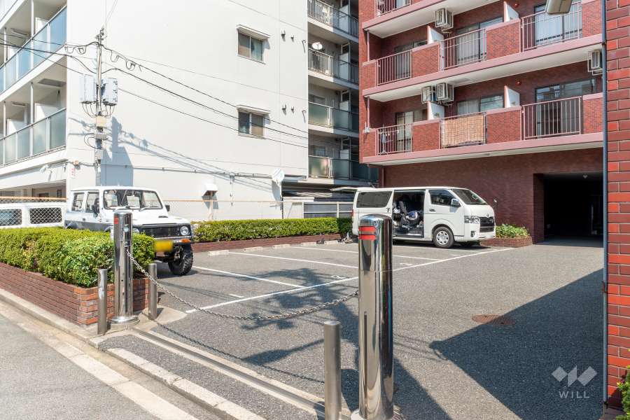 敷地内駐車場（屋外平面式）