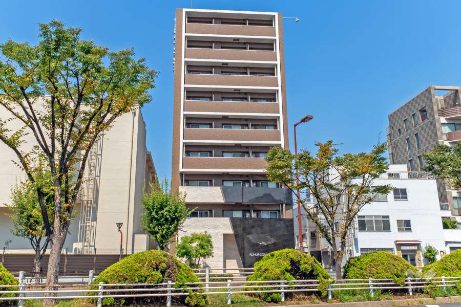 ラナップスクエア福島の外観（南西側から）