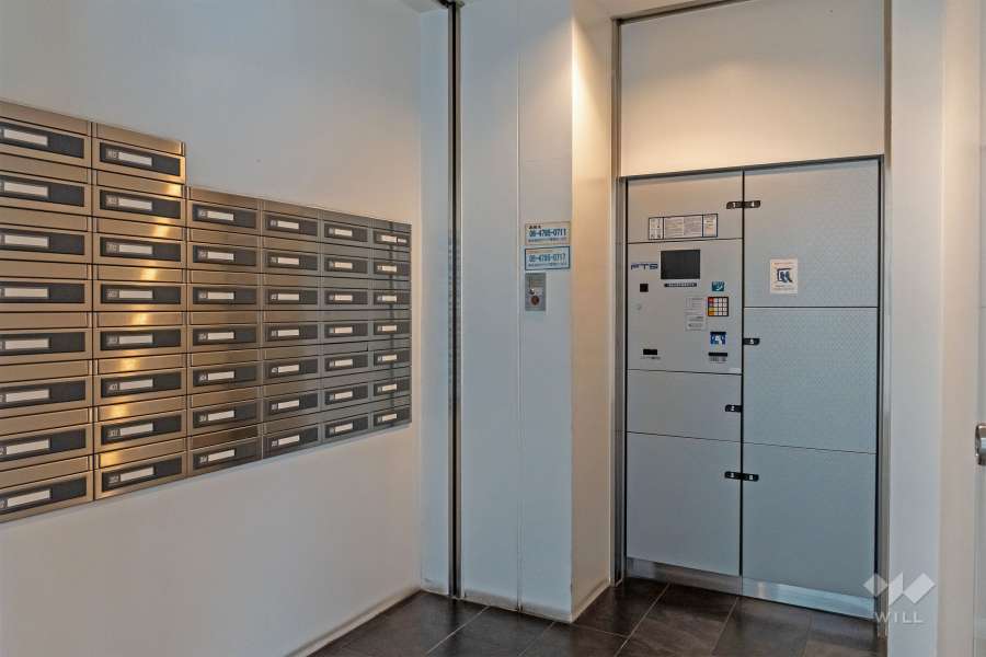 共用ポストと宅配ボックス