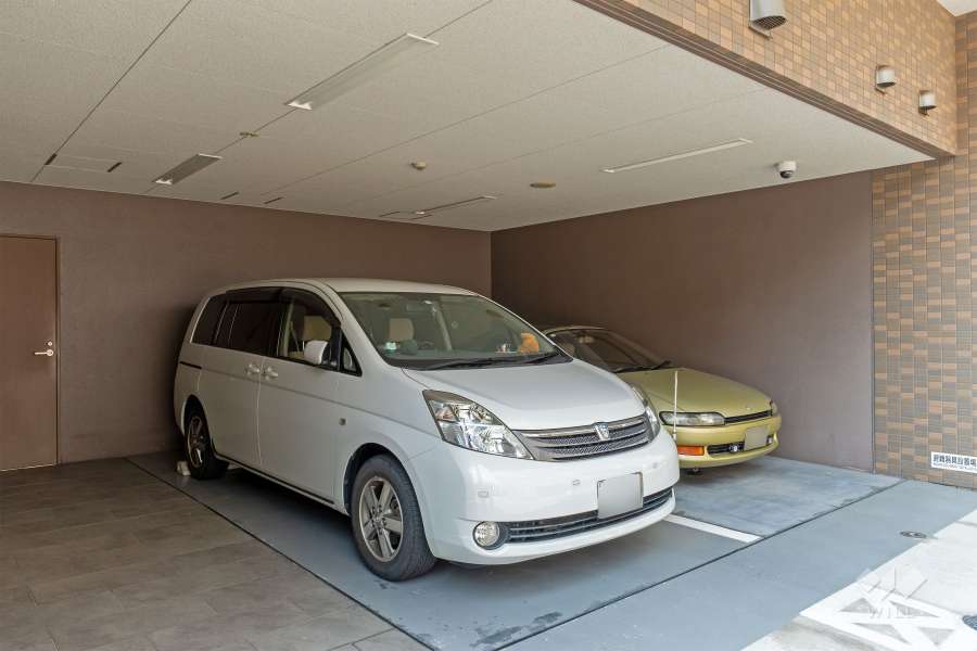 敷地内駐車場（屋内平面式）