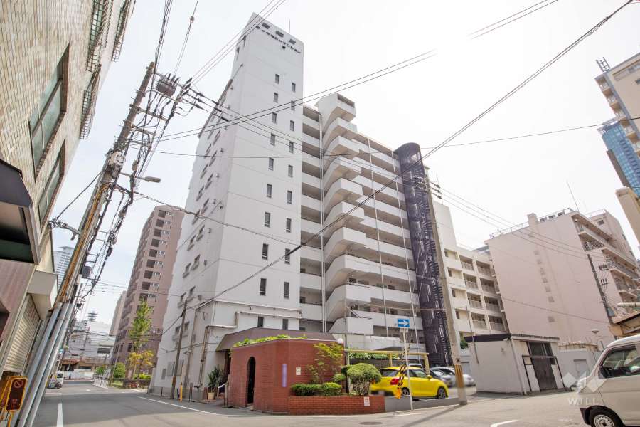 西梅田ダイヤモンドマンションの外観（北東側から）