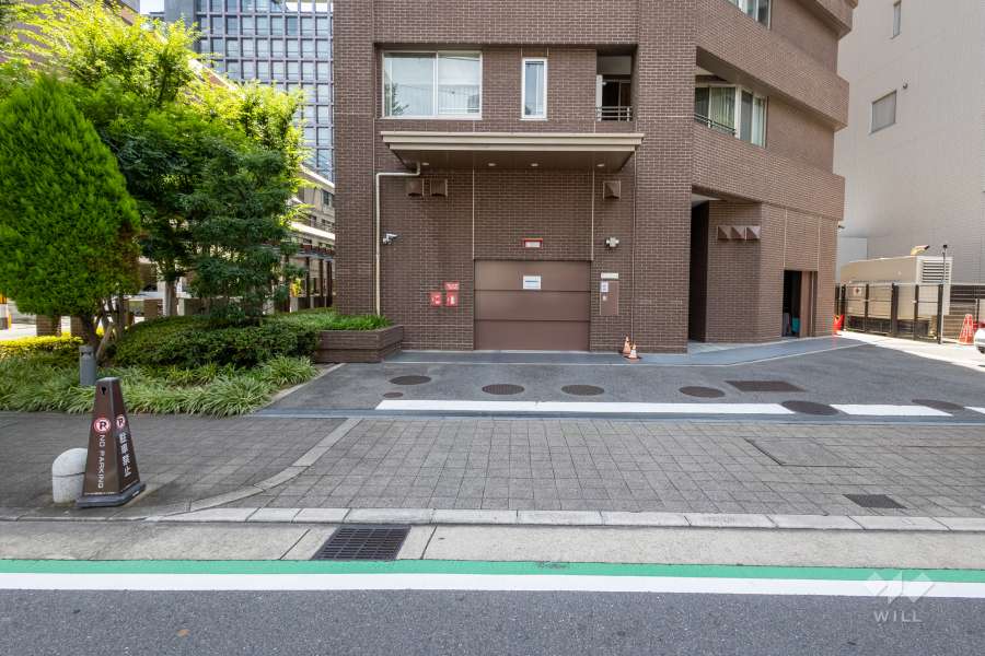 駐車場の出入り口