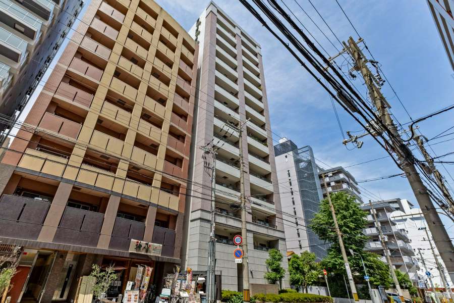 イトーピア扇町プレールメゾンの外観（南西側から）