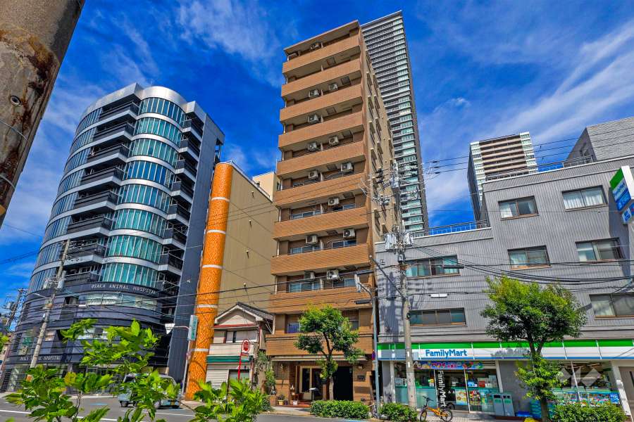 エクセランス梅田西の外観（南西側から）