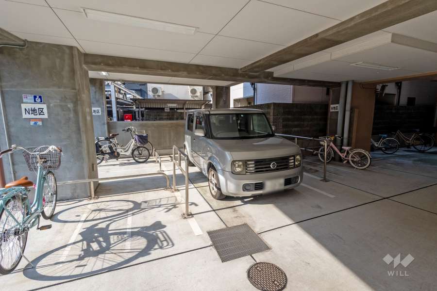 敷地内駐車場（屋外平面式）