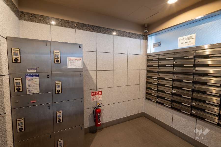 宅配ボックスと共用ポスト