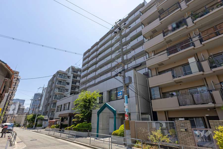 オーブラン中津の外観（北東側から）