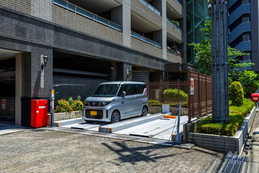 敷地内駐車場（屋外機械式）