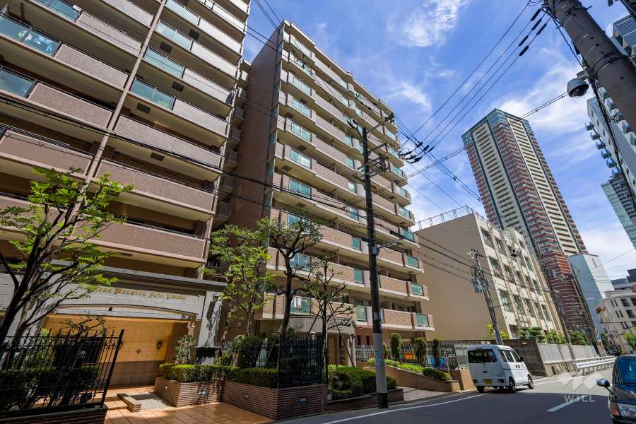 グランコート北梅田の外観（北西側から）