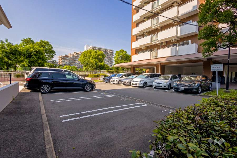 敷地内駐車場（屋外平面式）