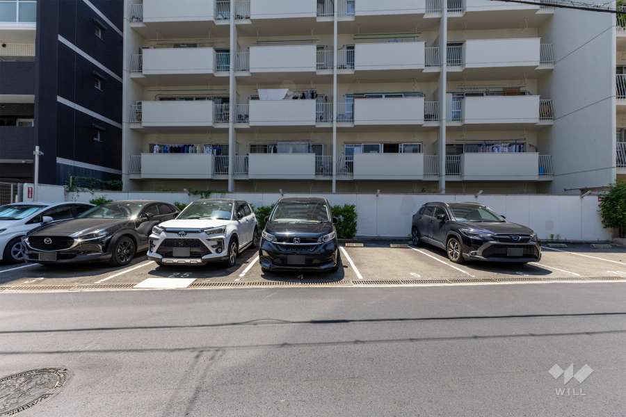 敷地内駐車場（屋外平面式）
