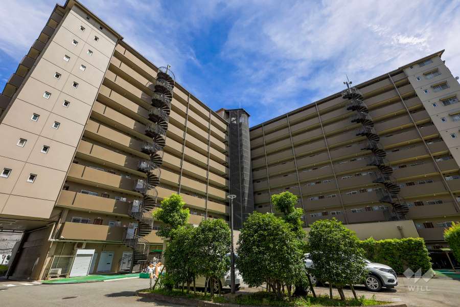シティハイツ大淀1号棟の外観（北西側から）