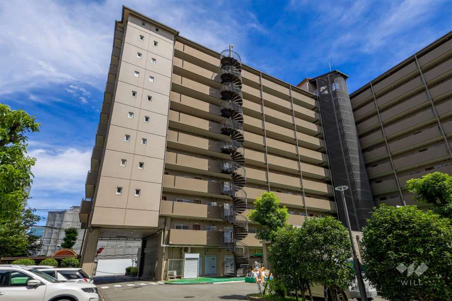 シティハイツ大淀1号棟の外観（西側から）