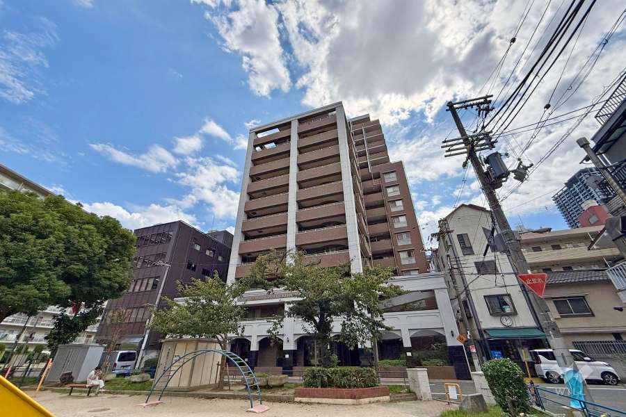 セレッソコート梅田北パークフロントの外観（北側から）