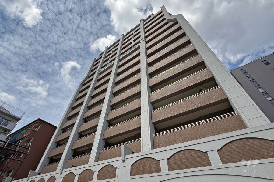 セレッソコート梅田北パークフロントの外観（南東側から）