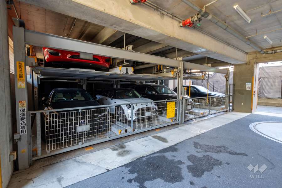敷地内駐車場（屋内機械式）