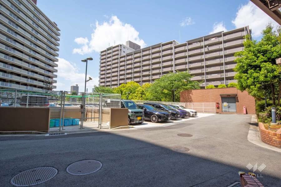 敷地内駐車場(屋外平面式)