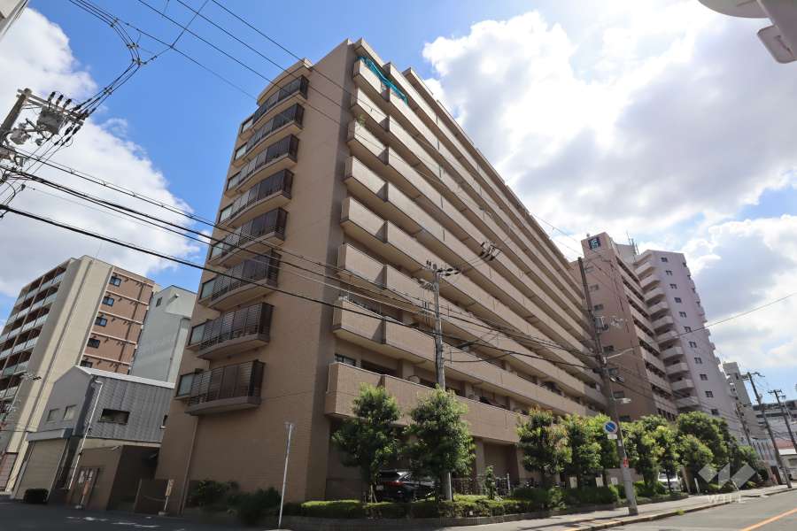 ディオフェルティ北梅田の外観（北側から）