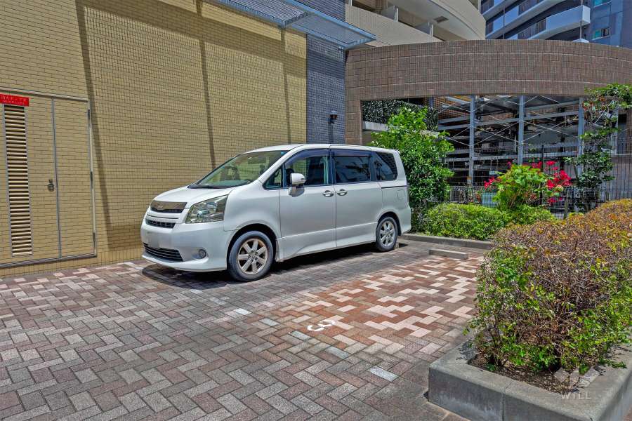 敷地内駐車場（屋外平面式）