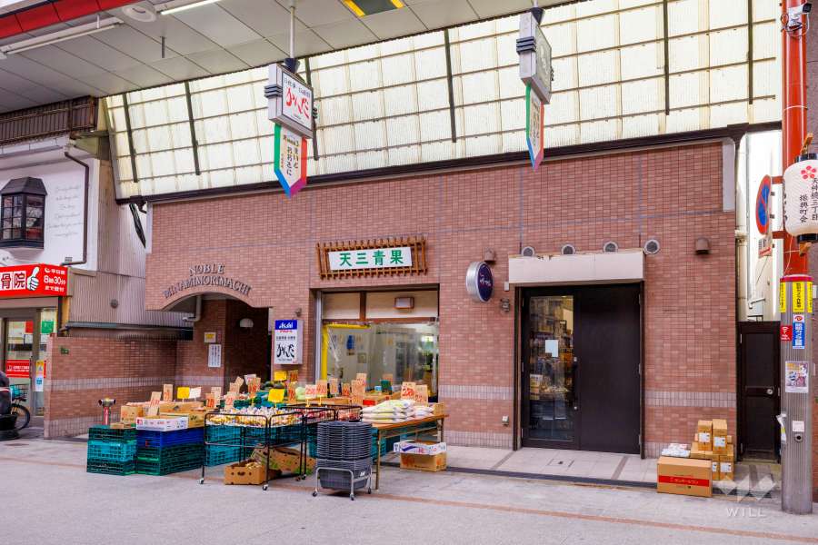 ノーブル南森町の外観（北東側から）