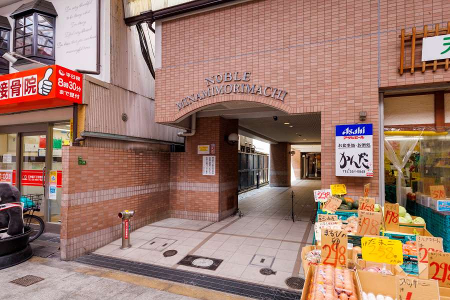敷地の出入口
