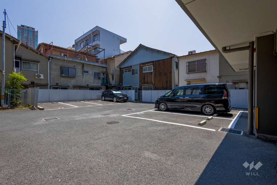 敷地内駐車場（屋外平面式）