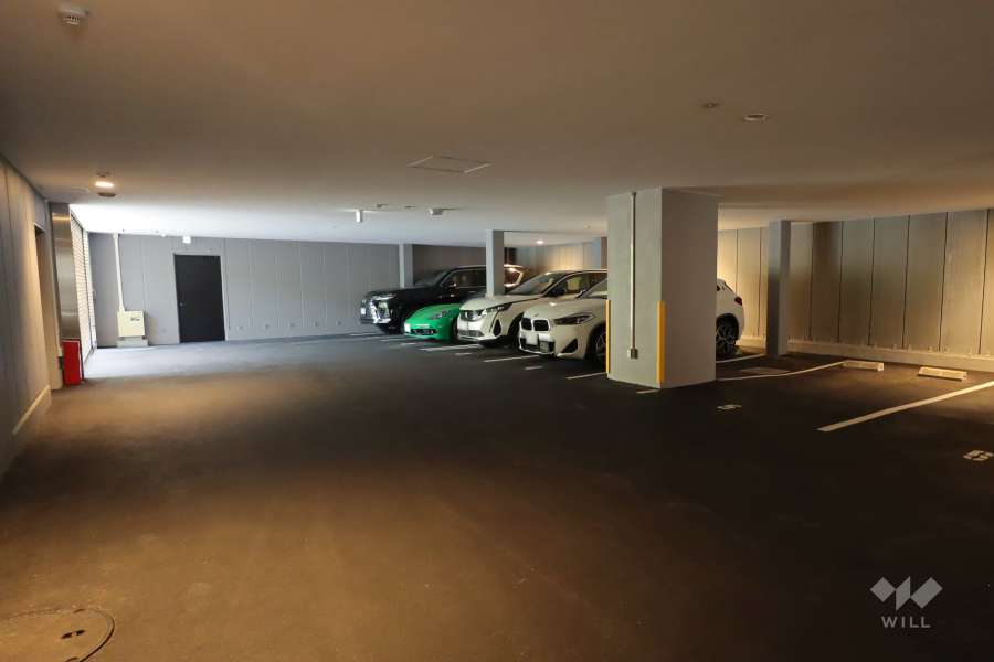 敷地内駐車場（屋内平面式）