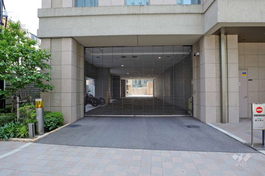 駐車場の出入り口