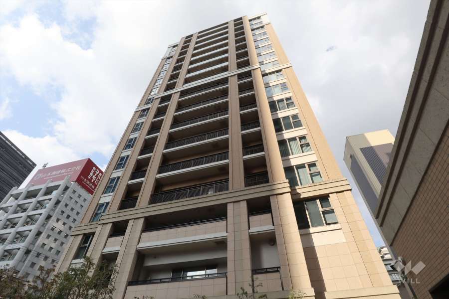 プレミスト梅田ノースの外観（南東側から）　