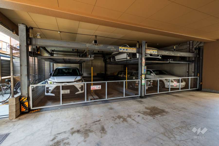 敷地内駐車場（屋内機械式）