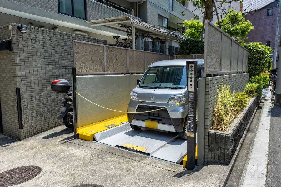 敷地内駐車場（屋外機械式）