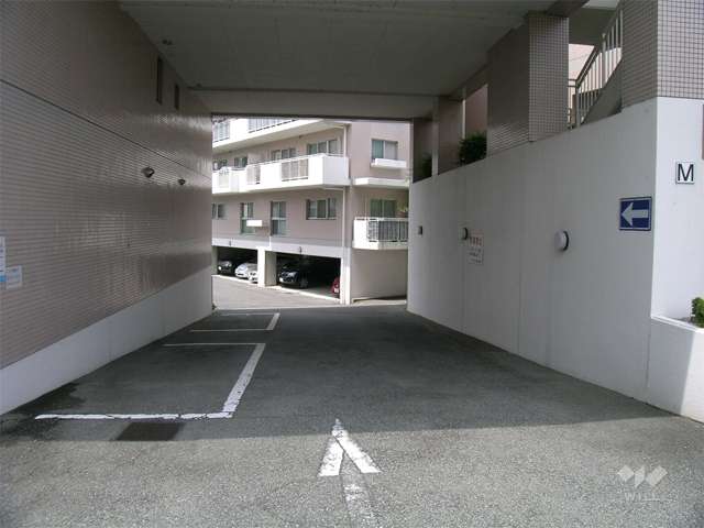 駐車場入り口
