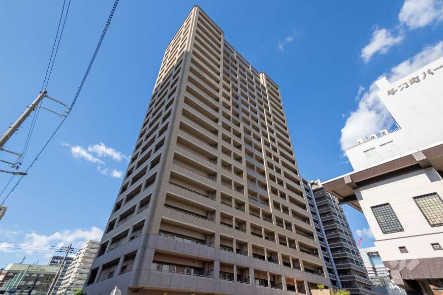 ユニハイム与力町公園の外観（南西側から）