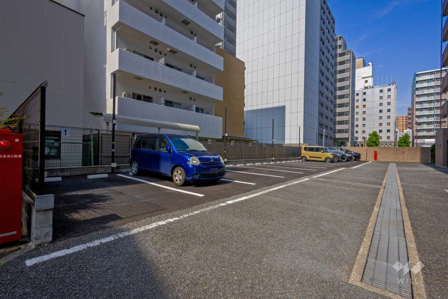 敷地内駐車場（屋外平面式）