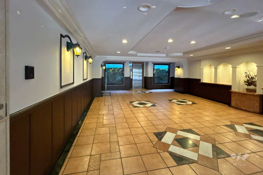 エントランスホール　