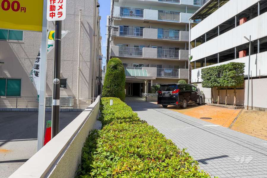 エントランスアプローチ