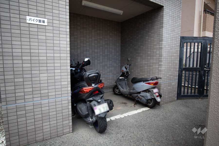 バイク置場