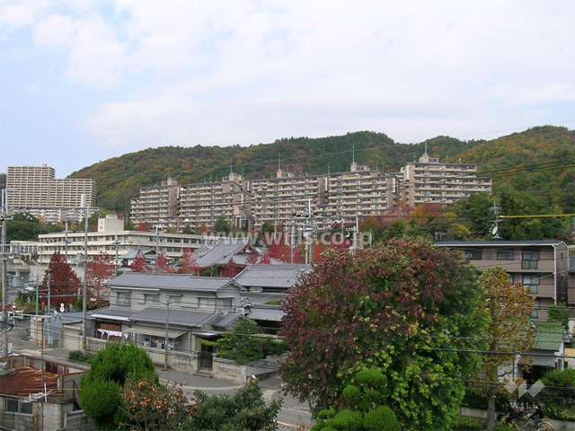 ルミナス箕面全体