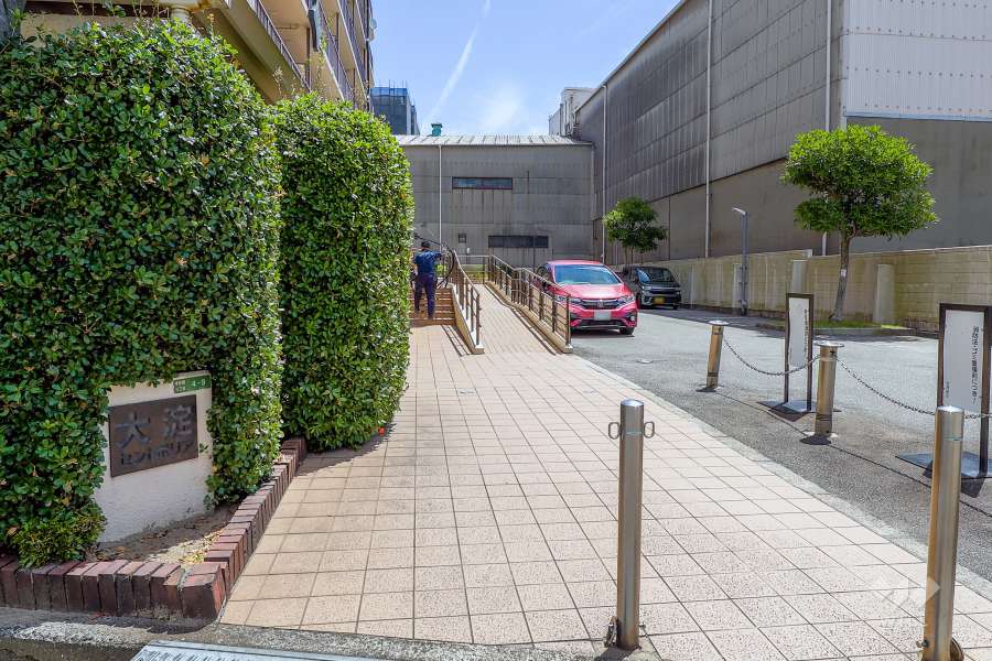 エントランスアプローチ