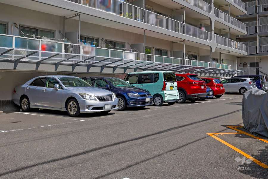 敷地内駐車場（屋外平面式）